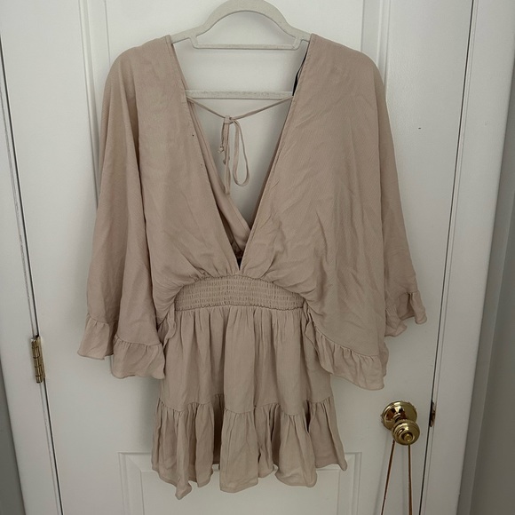 Forever 21 beige romper. - Picture 4 of 5